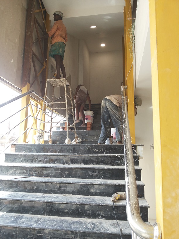 last minute work happening inside the retail outlet