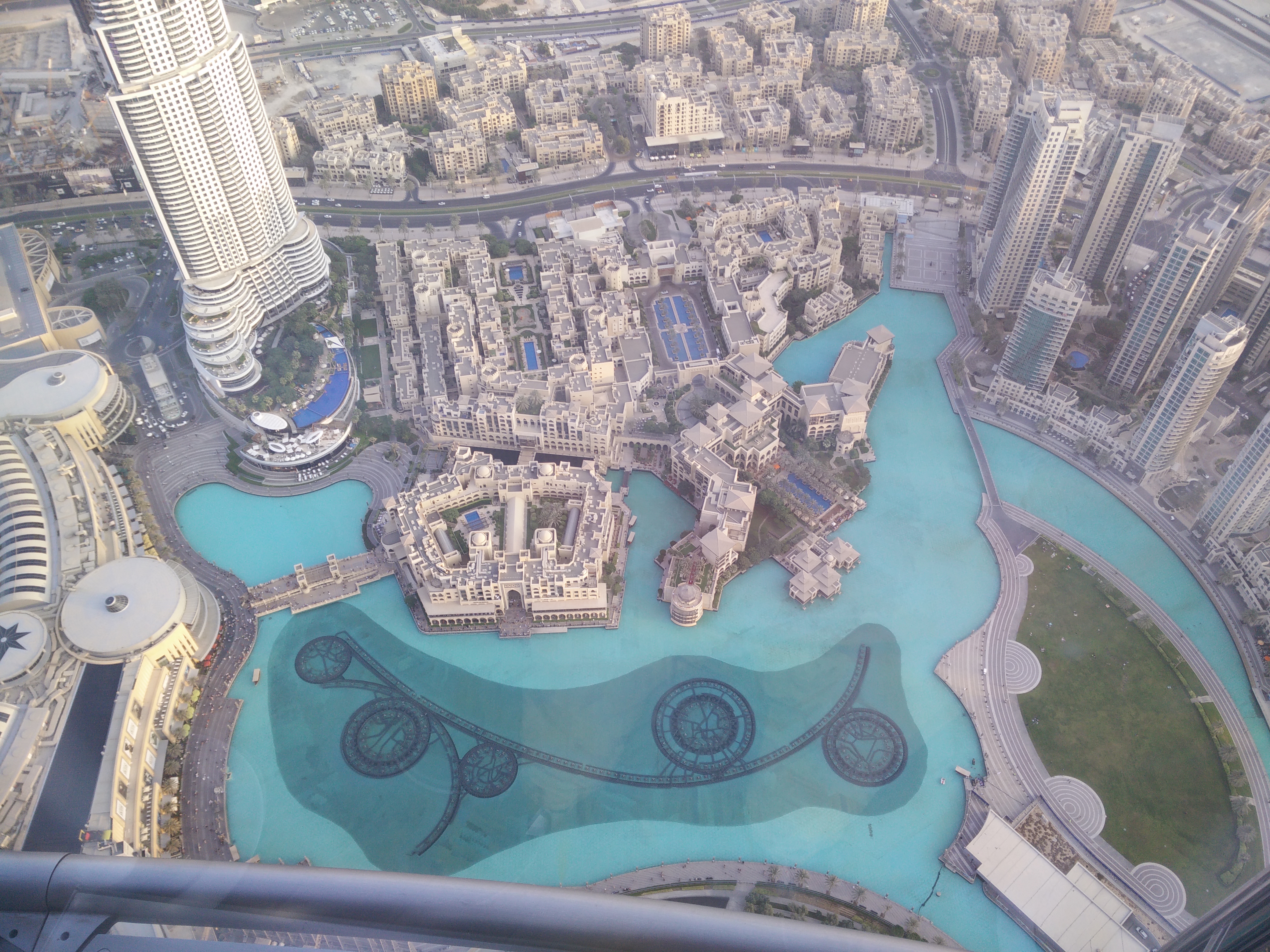the view from on top of burj khalifa