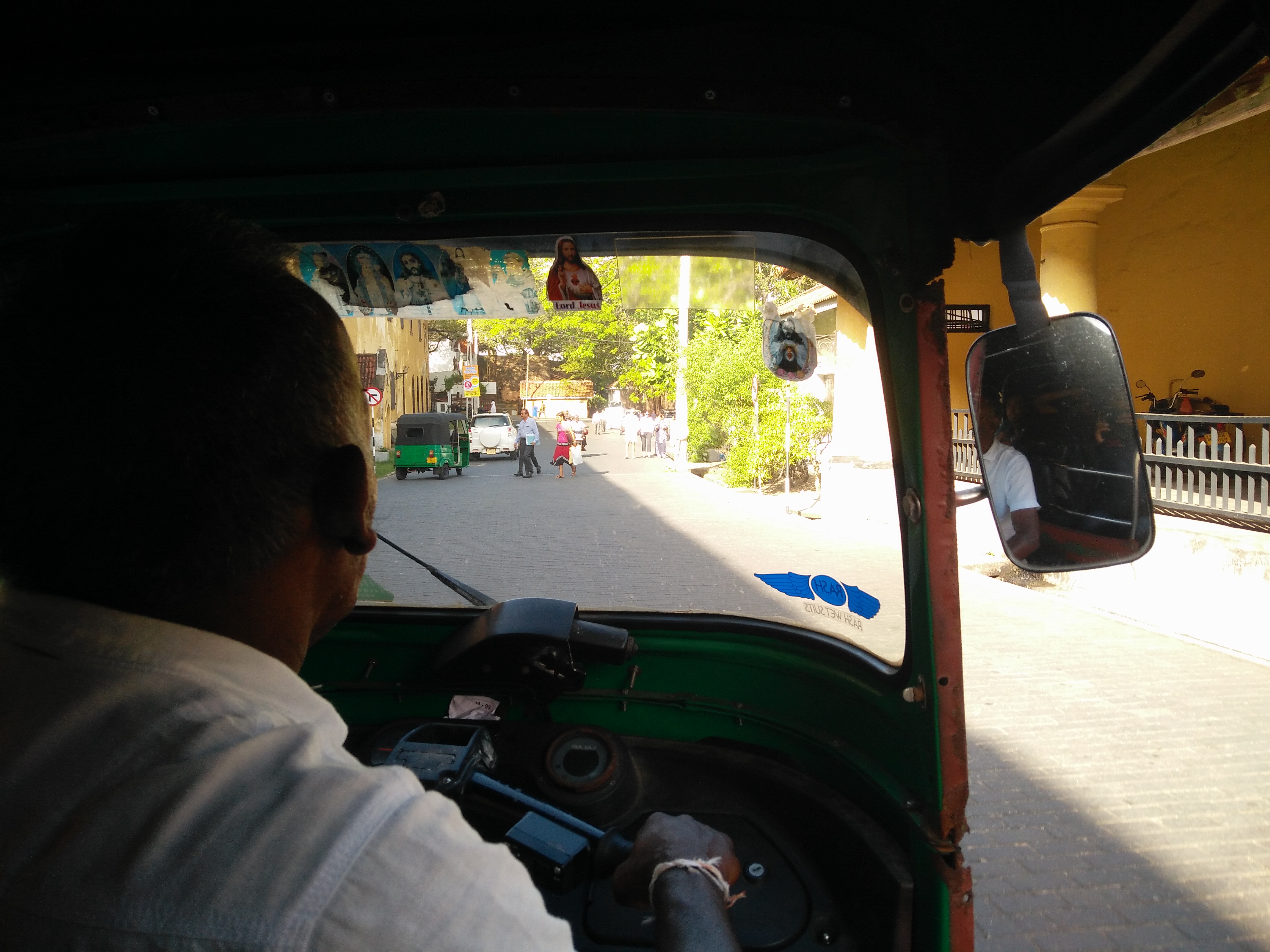 inside a tuk tuk in galle sri lanka