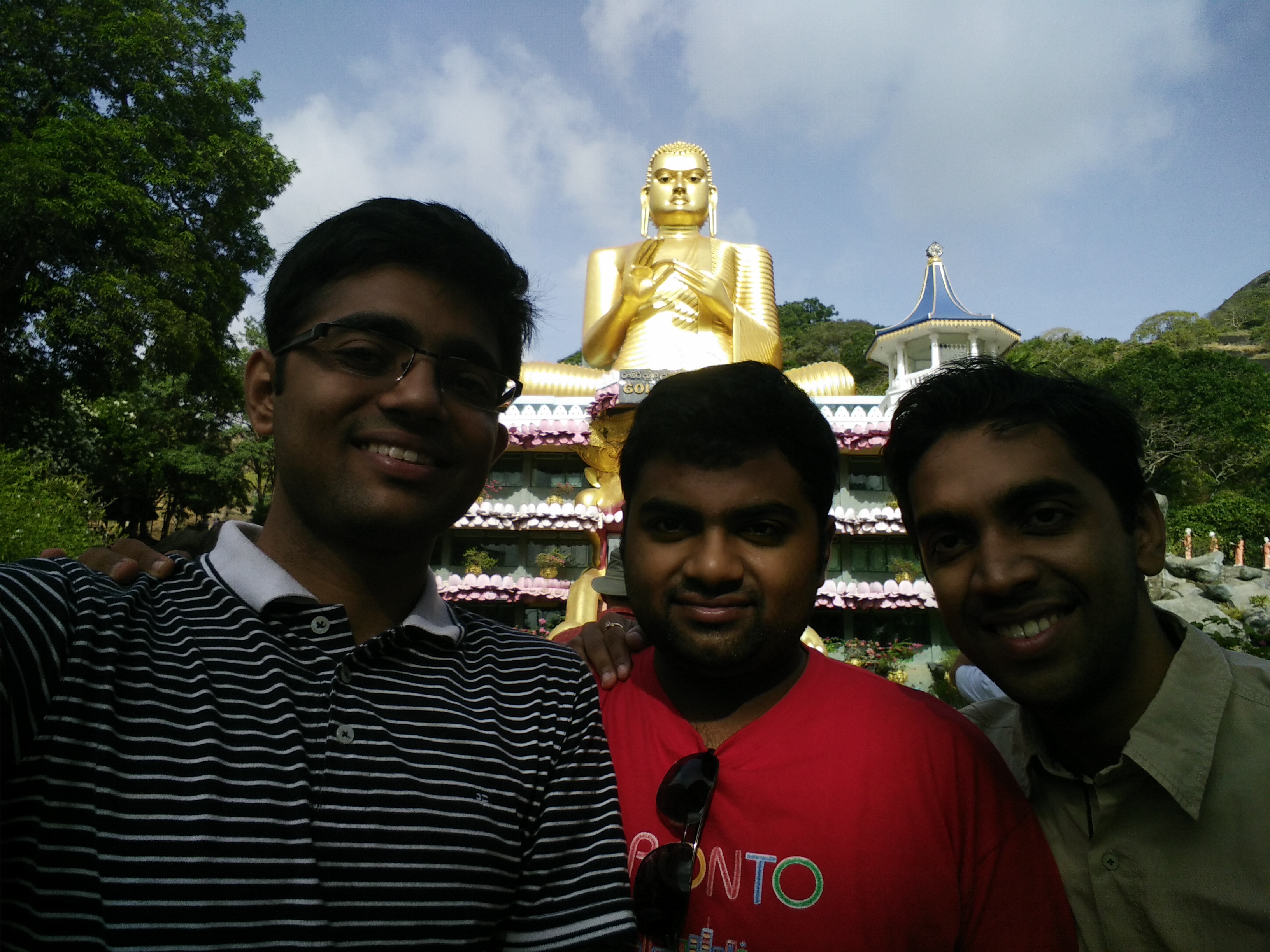 dambulla caves in sri lanka