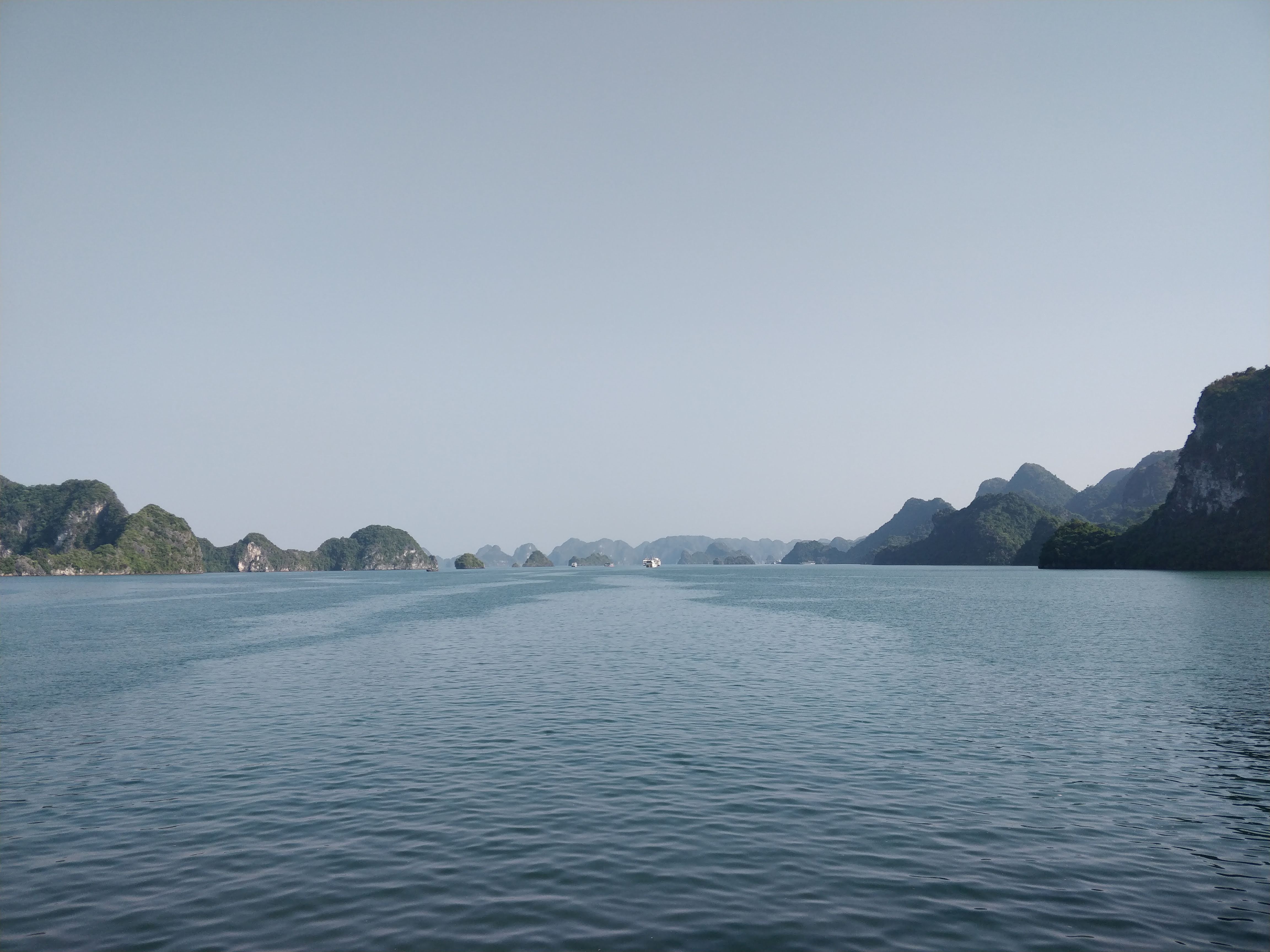 ha long bay cruise
