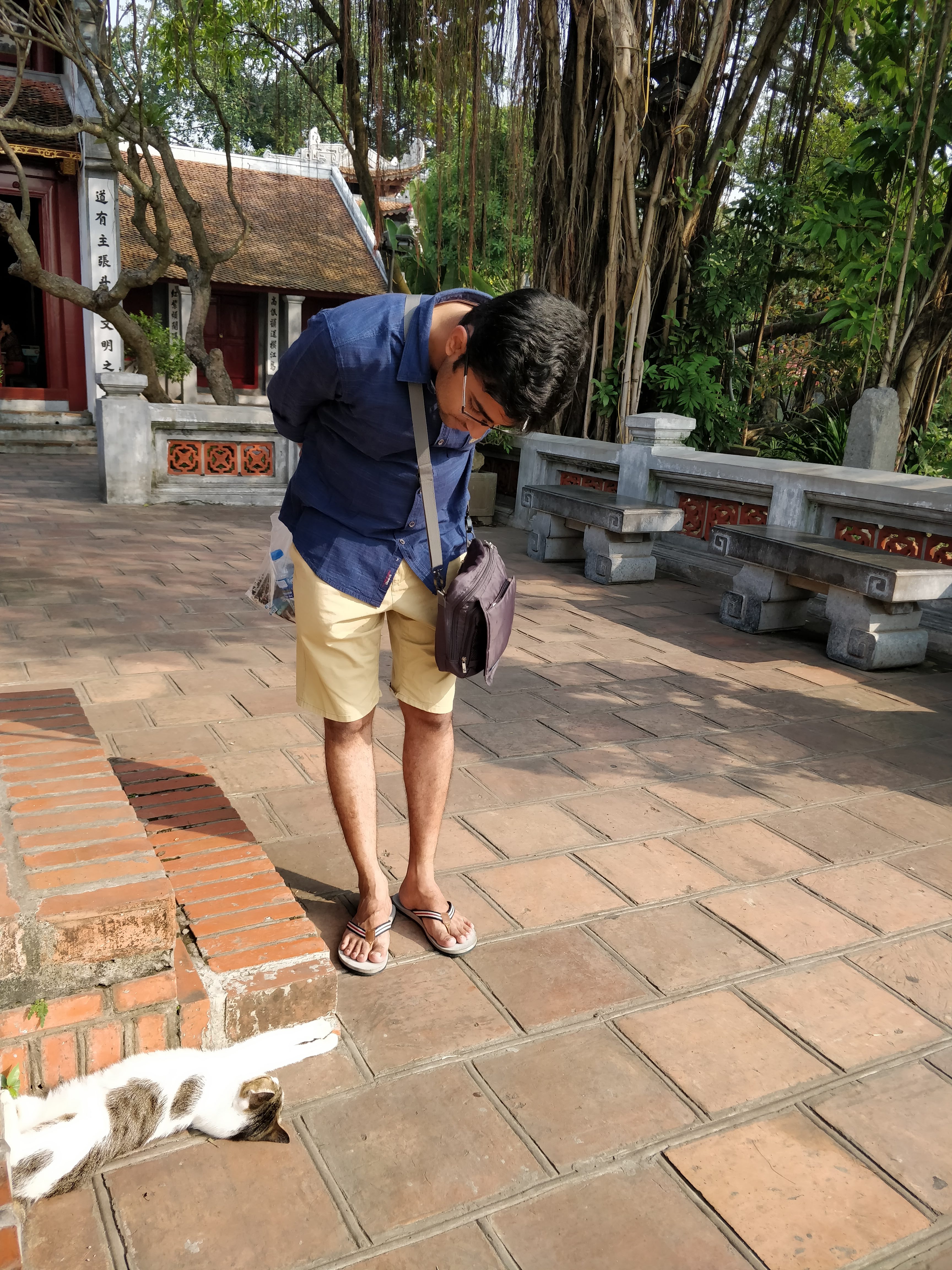 Bowing down to the master (you guess who the master is!)