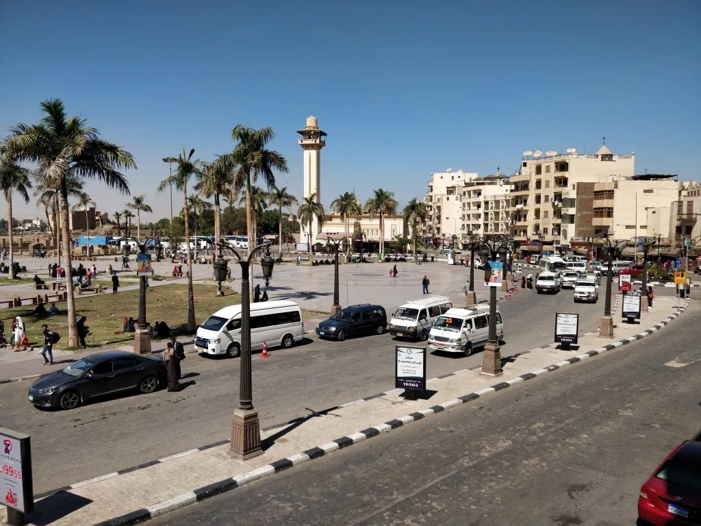 A city view of Luxor Egypt while touring Luxor temple