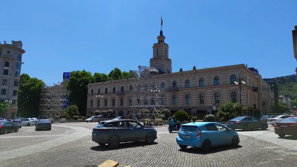 Liberty square back to its usual look