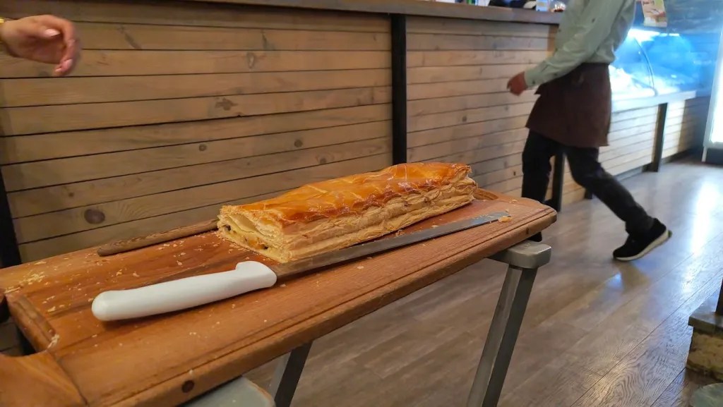 The Guinness record Gata at Lavash Yerevan