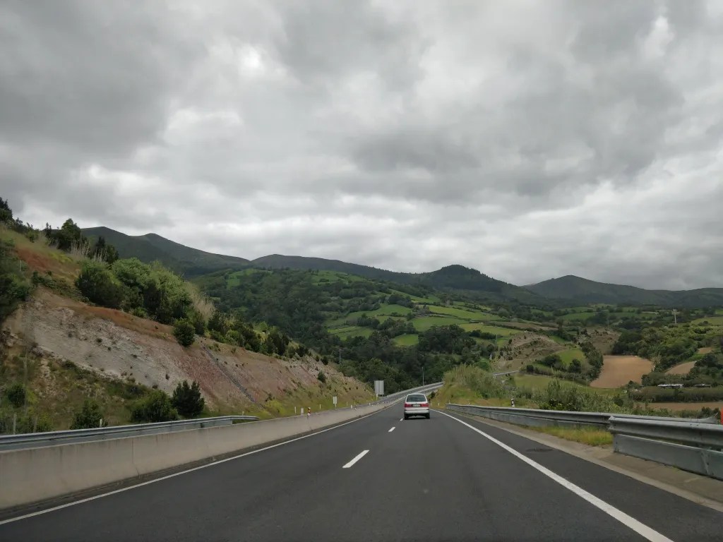 the expressway on sao miguel