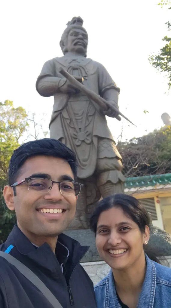 Posing with the generals on Ngong ping