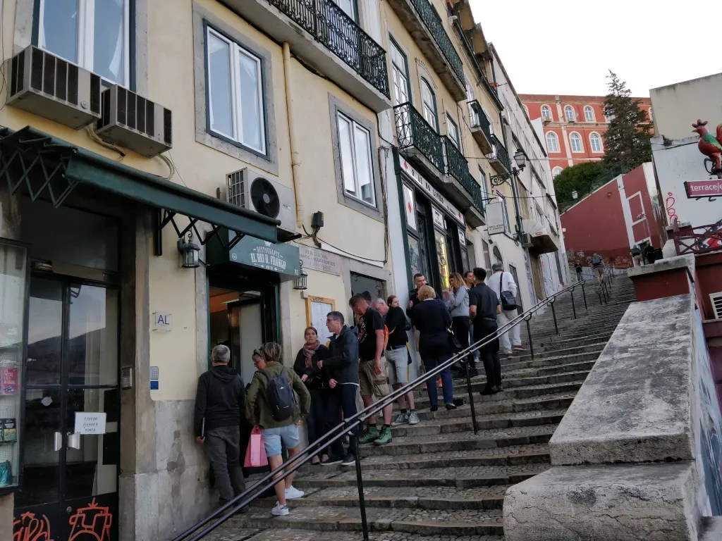 el rei do frango in lisbon