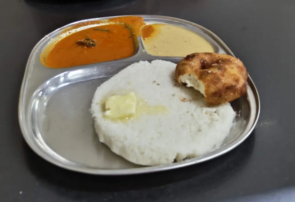 thatte idli at Pavithra Idli hotel tumakuru