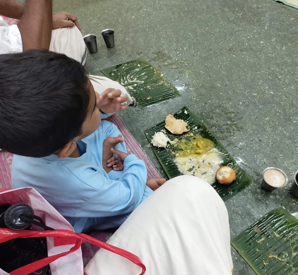 idli vada and poori at Sringeri